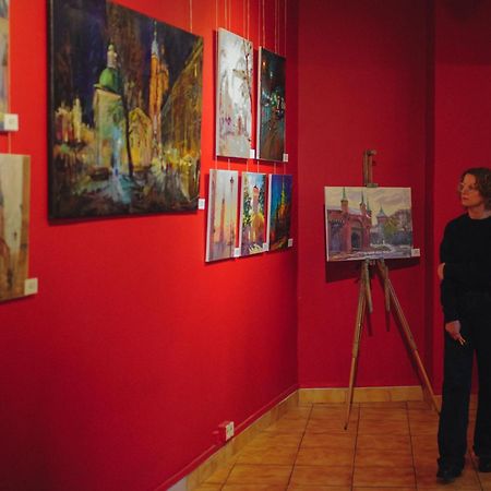 Art Inn Space Cracovie Extérieur photo